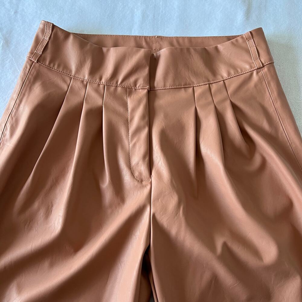 Blank NYC Chelsea High Rise Faux Leather Pleated Tapered Ankle Pants Size 32 - Picture 6 of 15